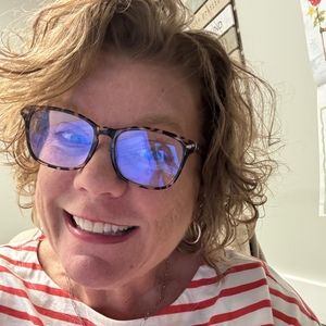 Meet your Posher, Kerri